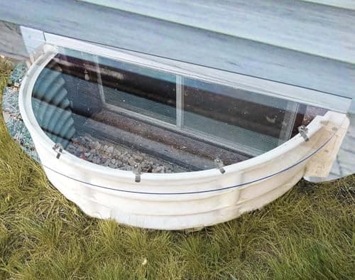 QIPRAONO Clear Polycarbonate Window Well Cover (39 x 16 in, 2 in Splash Guard)